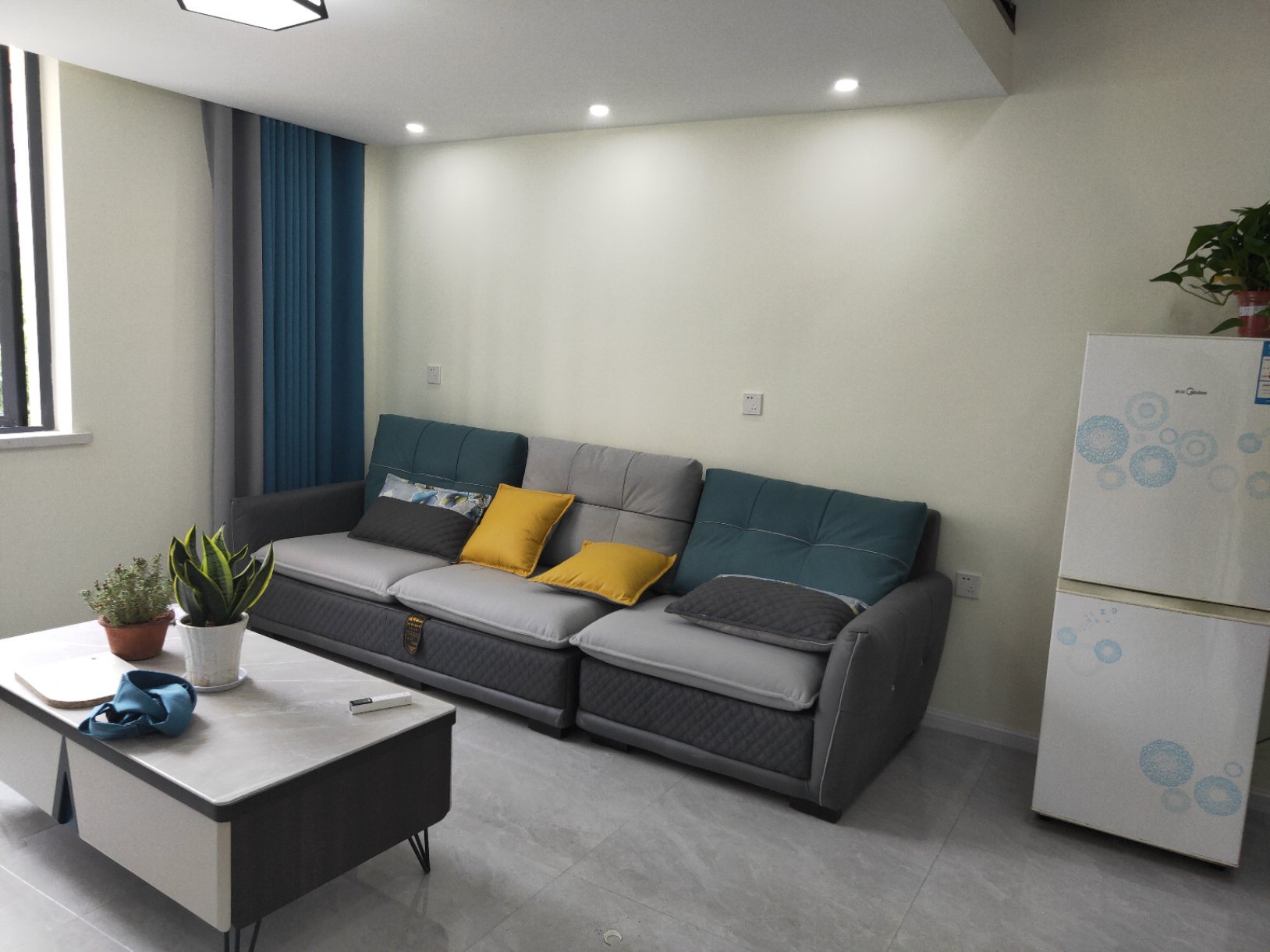 20万买上下两层住宅式现房公寓